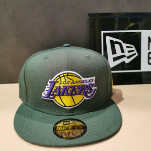 New Era 59FIFTY Lakers on GREEN