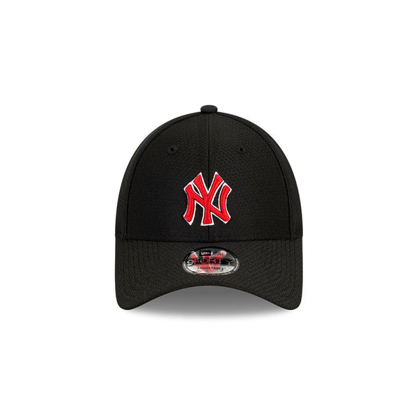 New Era 940 Adjustable - Textured Fabric Contrast Under Brim NY