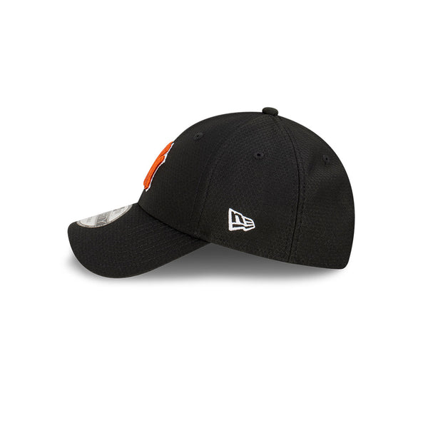 New Era 940 Adjustable - Textured Fabric Contrast Under Brim NY